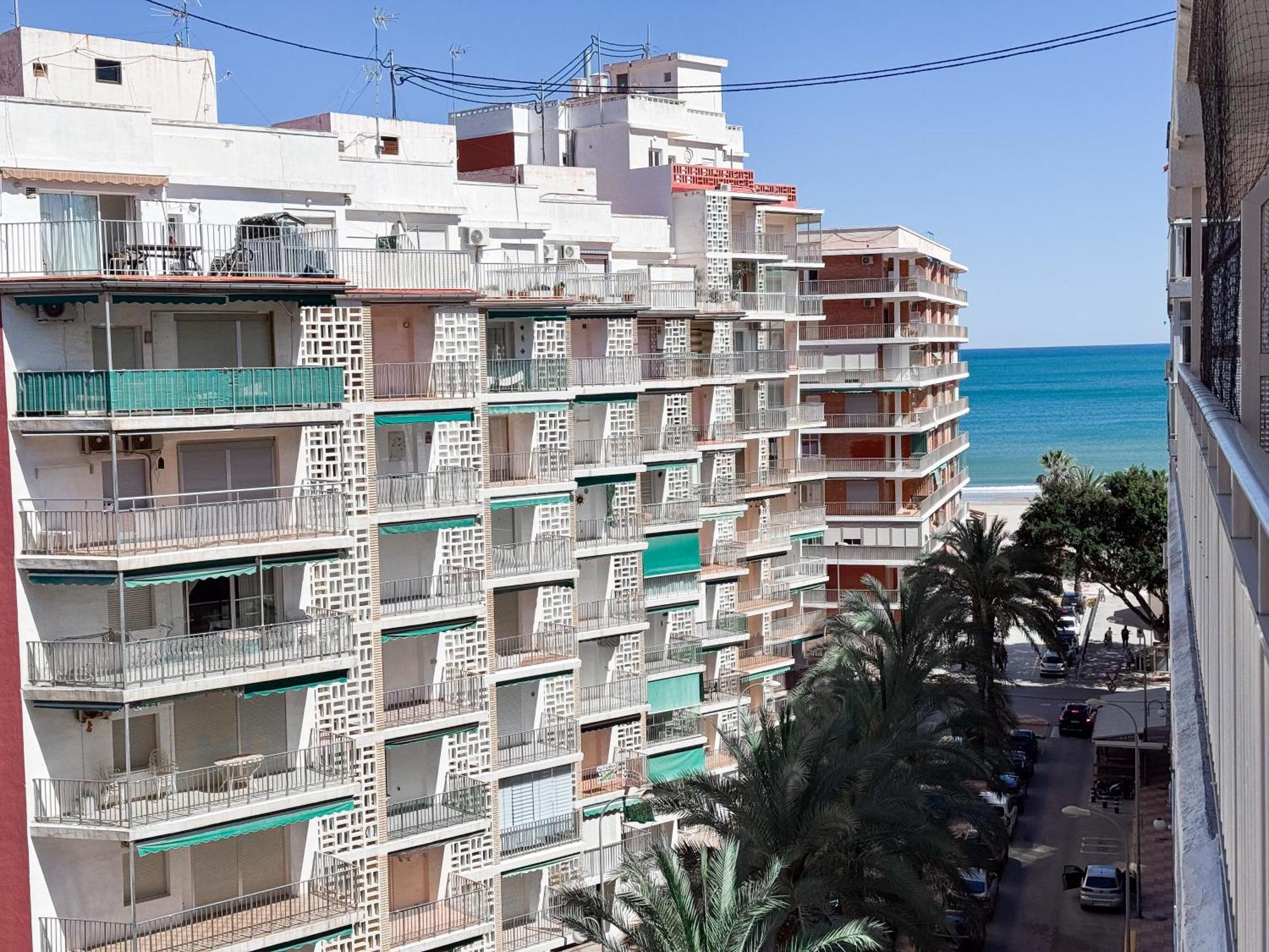 شقة Nuevo, A 50 Metros De La Playa Y Con Vistas Al Mar كولرا المظهر الخارجي الصورة